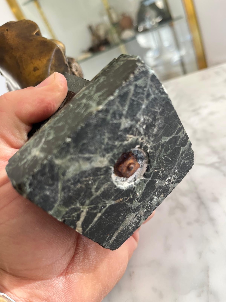 Jean-antoine Houdon (1741-1828) After - The Kiss. Bronze Sculpture With A Gilt Patina-photo-1