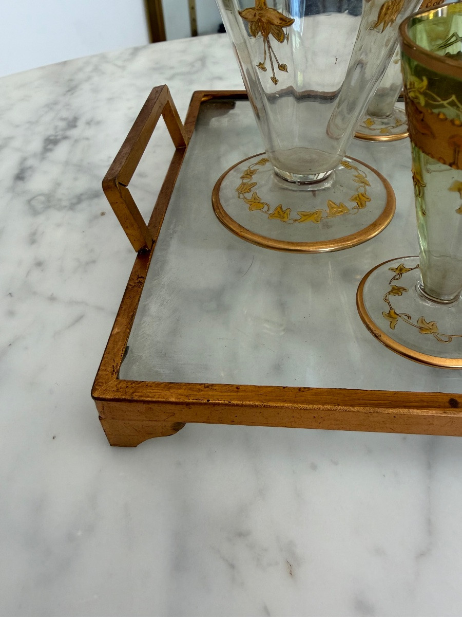 SERVICE à LIQUEUR en verre de couleur verte, à décor de filets dorés -photo-2