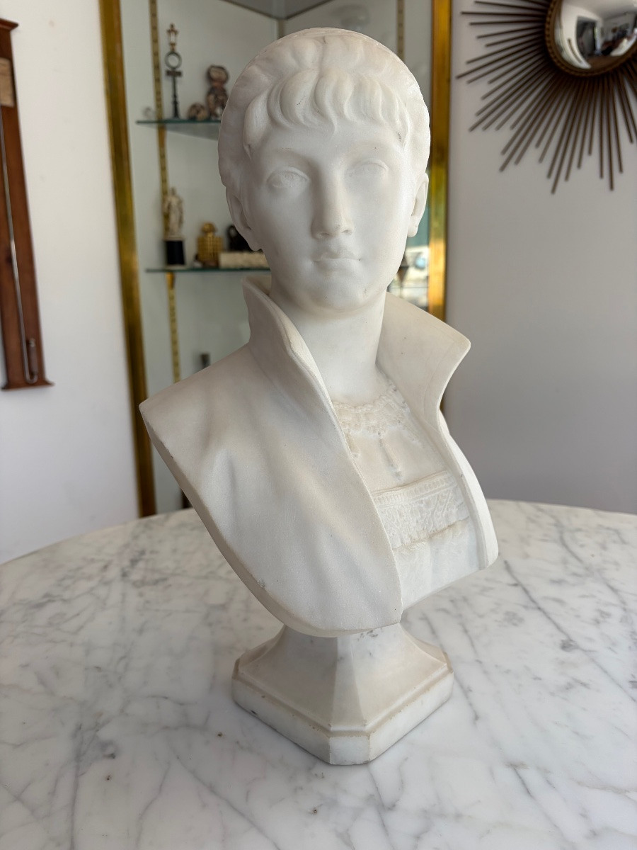R. Ceribelli (1841-1918) Carved Marble Bust Of A Young Woman With A Necklace-photo-2