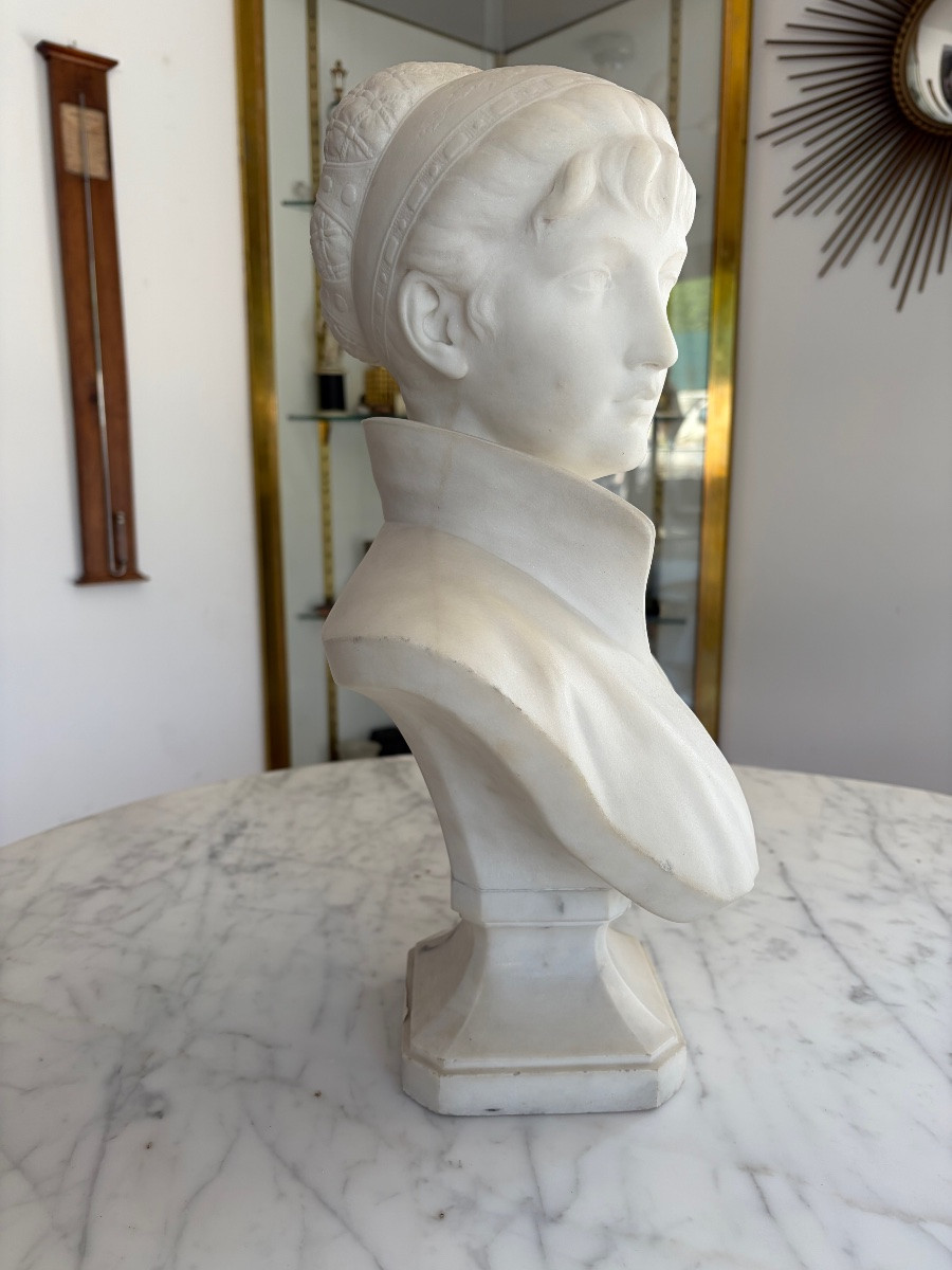 R. Ceribelli (1841-1918) Carved Marble Bust Of A Young Woman With A Necklace-photo-3