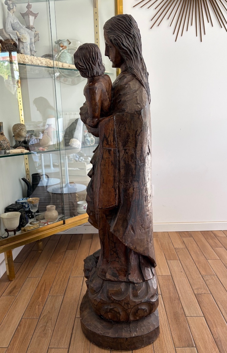 Sculpture en bois représentant la Vierge à l’Enfant, fin XIX-photo-3
