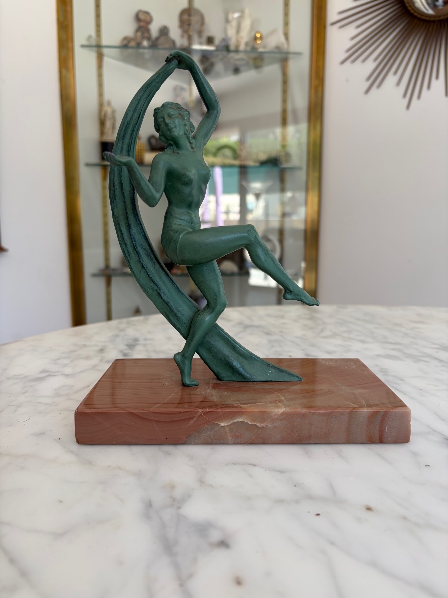 Sculpture de danseuse Art Deco - France - métal  patinée verte sur socle en marbre
