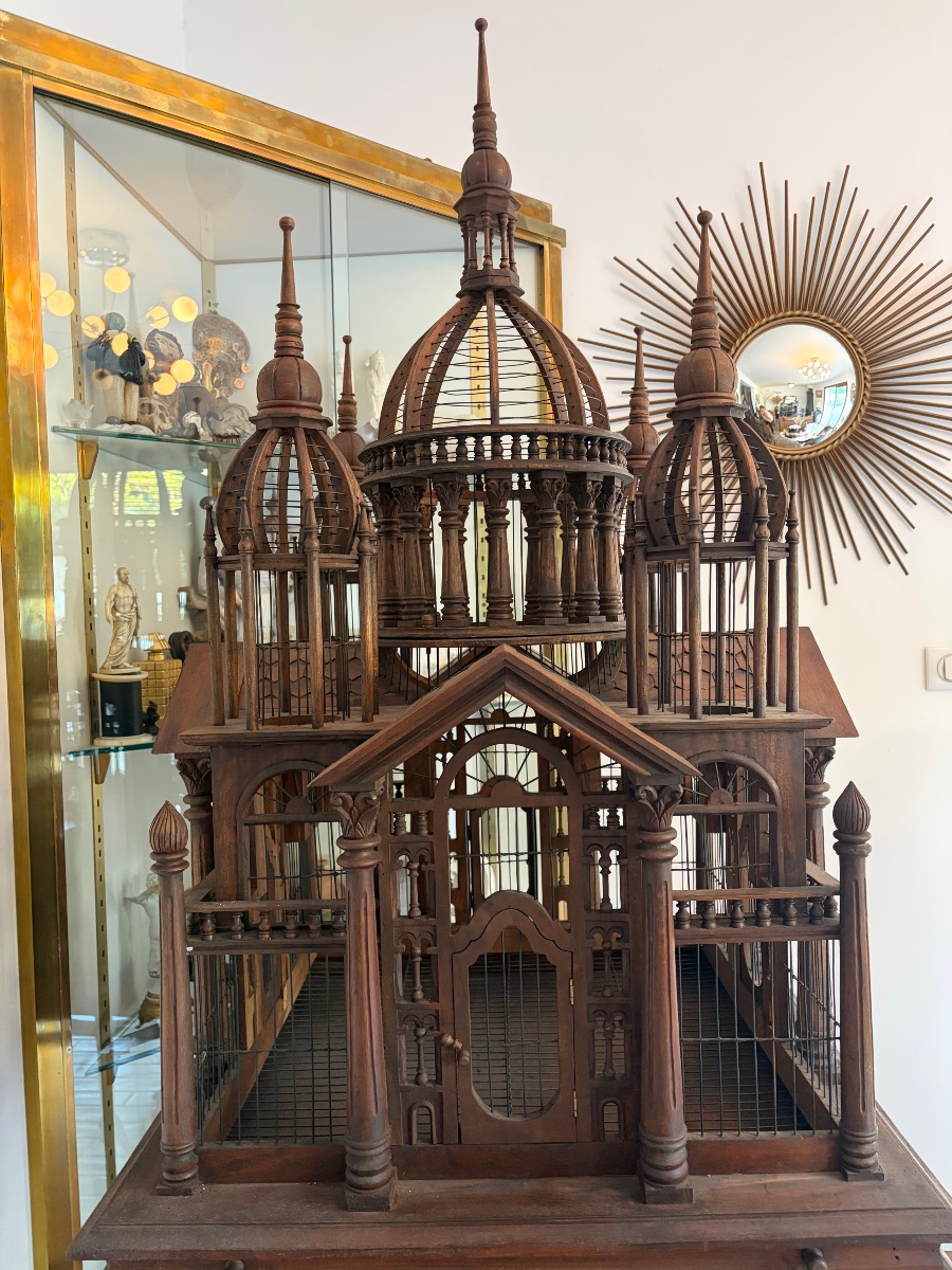 Large "cathedral-style" Birdcage Made Of Carved Wood-photo-3