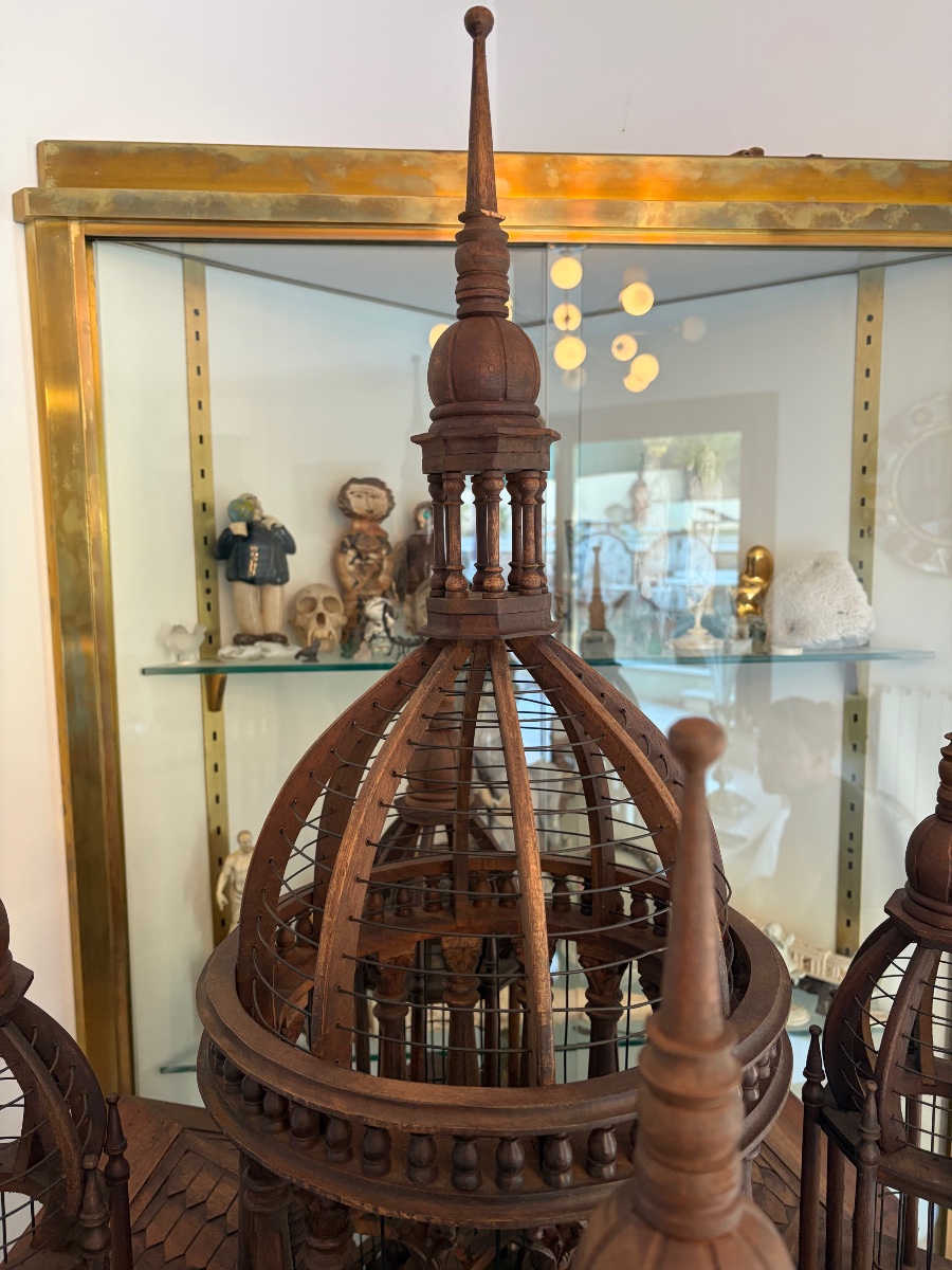 Large "cathedral-style" Birdcage Made Of Carved Wood-photo-4