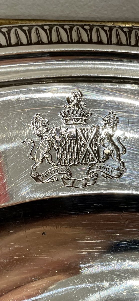 Round Silver Dish With Contour Chiseled Water Leaves. Old Man Hallmark-photo-3