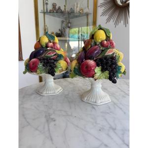 Paire de coupes de fruits trompe l'œil en faience
