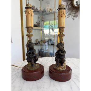 Pair Of Lamps In Bronze With Two Patinas And Marble Decorated With Putti