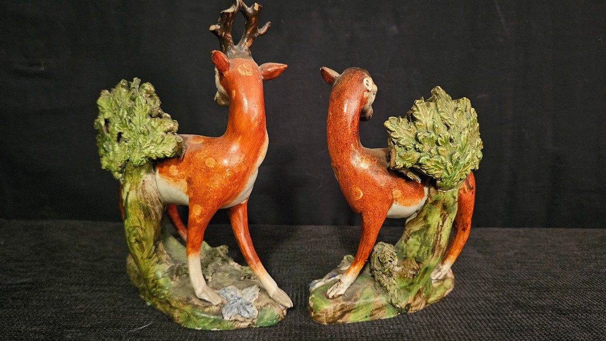 Couple de Cerf et Biche en porcelaine de Staffordshire-photo-2