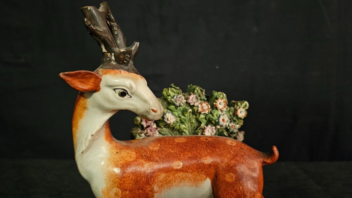 Couple de Cerf et Biche en porcelaine de Staffordshire-photo-4