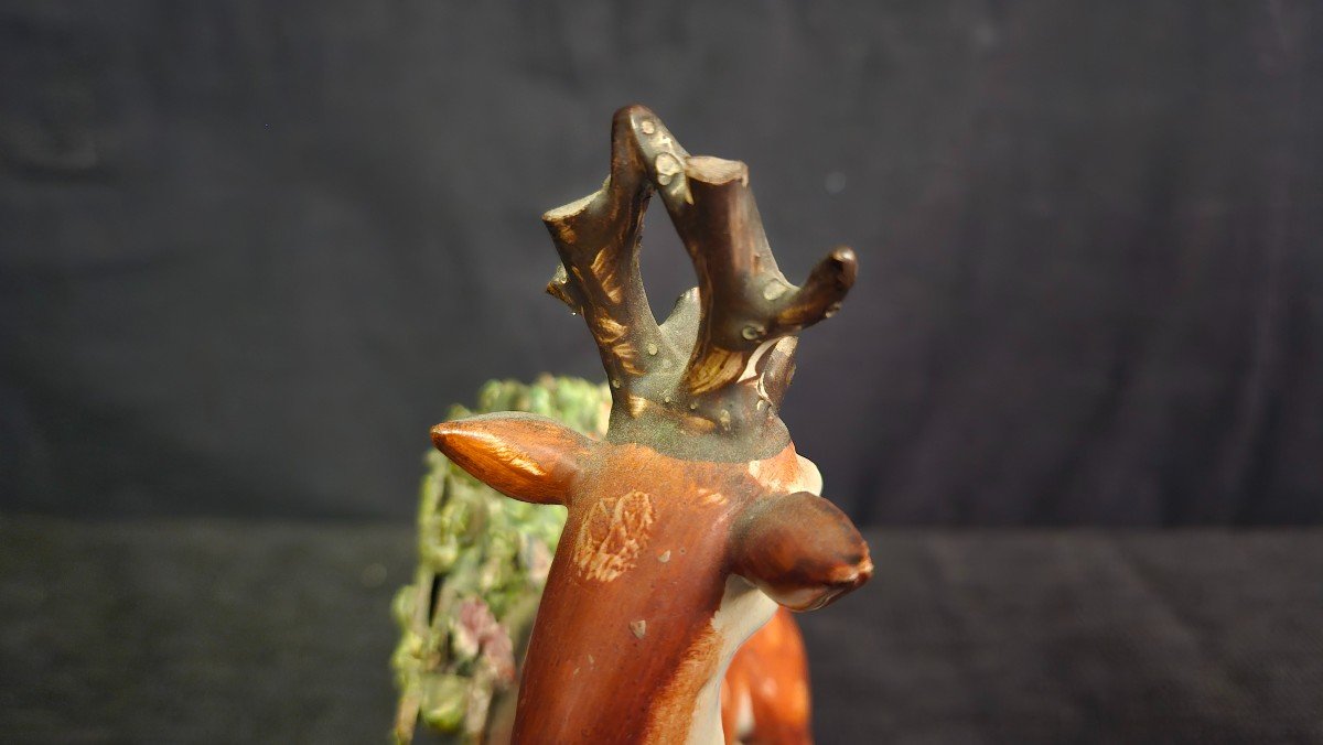 Couple de Cerf et Biche en porcelaine de Staffordshire-photo-1