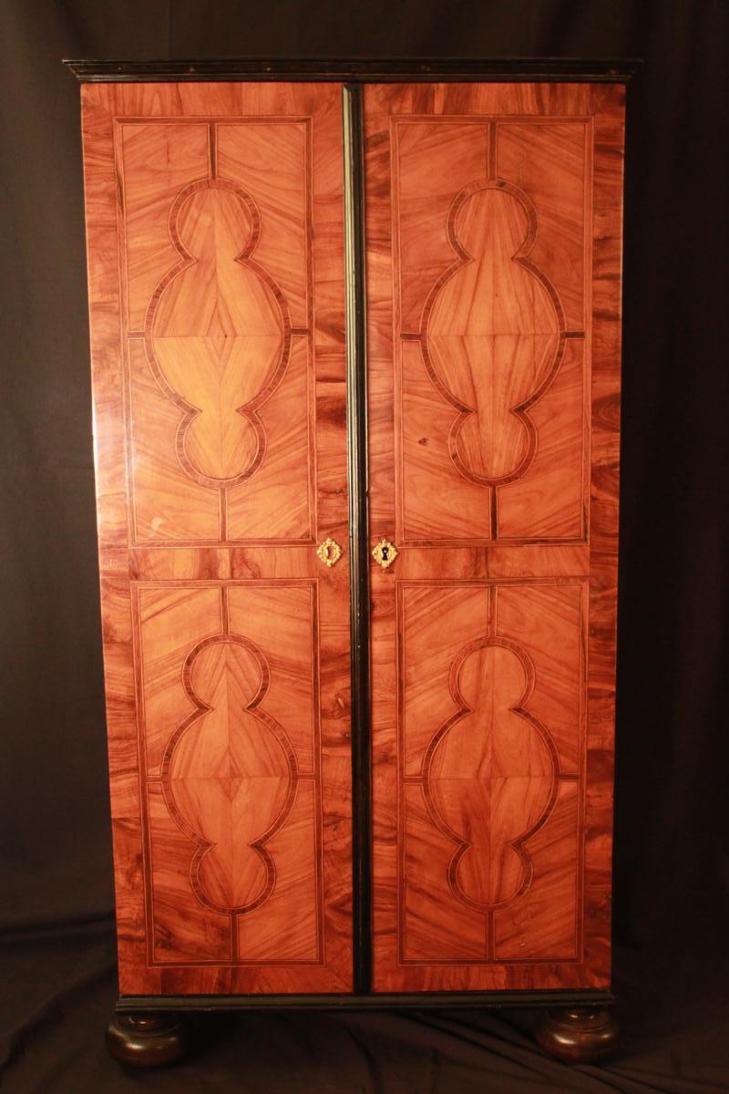 Armoire Marqueterie- Epoque Louis XIV