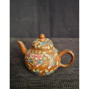 Yi-xing Stoneware Teapot