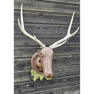 Tête De Cerf En Bois Sculpté Avec Bois Véritable