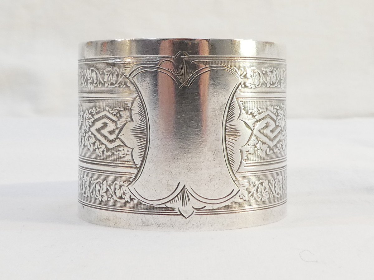 Pair Of Sterling Silver Napkin Rings Decorated With Vines-photo-3