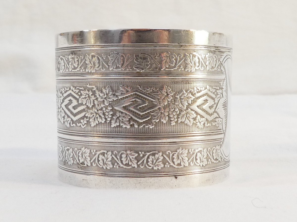 Pair Of Sterling Silver Napkin Rings Decorated With Vines-photo-4