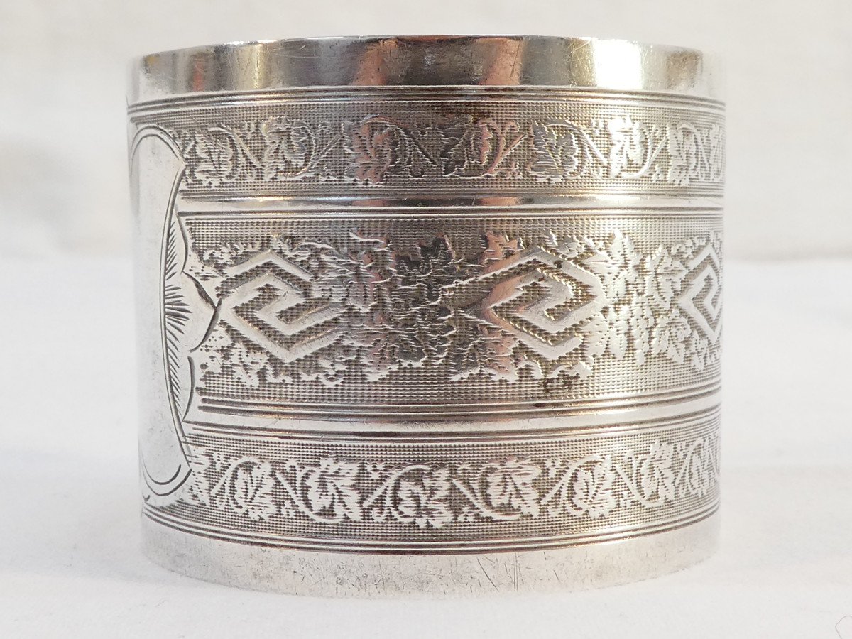 Pair Of Sterling Silver Napkin Rings Decorated With Vines-photo-3