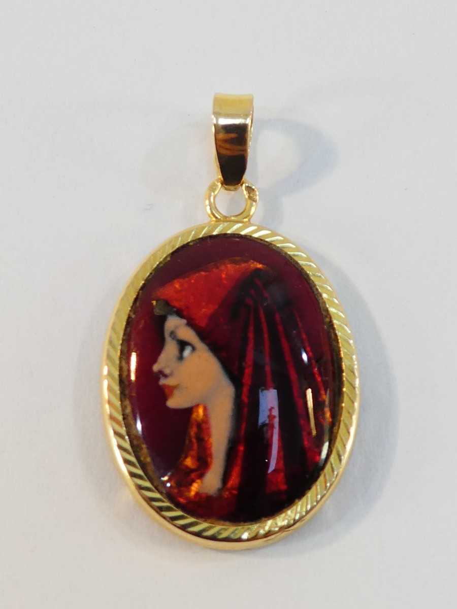 Exquisite 18k Gold And Limoges Enamel Pendant By R. Restoueix, La Fabiola