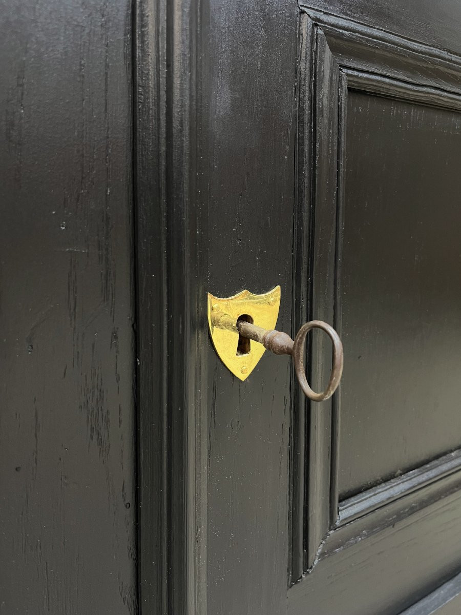 Buffet Bibliotheque cabinet de curiosité en noyer peint en noir 2m40-photo-5