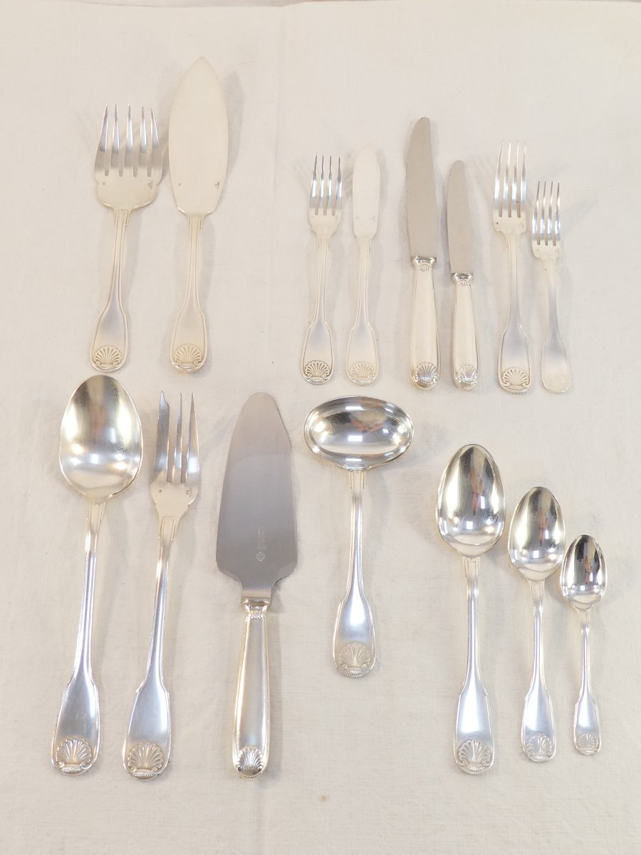 CHRISTOFLE VENDOME Menagere 114 pieces en metal argenté