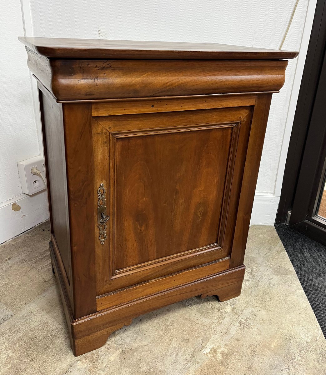 Small Louis Philippe Jam Jar In Walnut