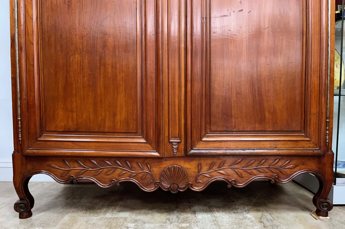 Large Louis XV Wardrobe In Cherry Wood From The Beginning Of The 19th Century Dated 1802-photo-2