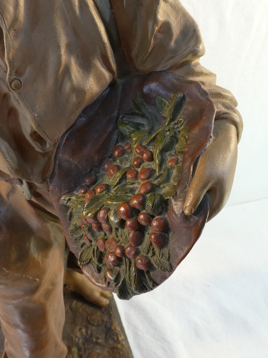 Joseph LE GULUCHE Statue en terre cuite ''Le Garcon aux Cerises'' -photo-3