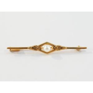 18k Gold Brooch With Real Pearl