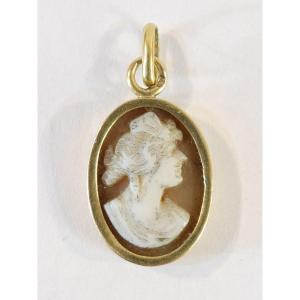 Pendentif En Or 18 Carat Camée De Jeune Femme 