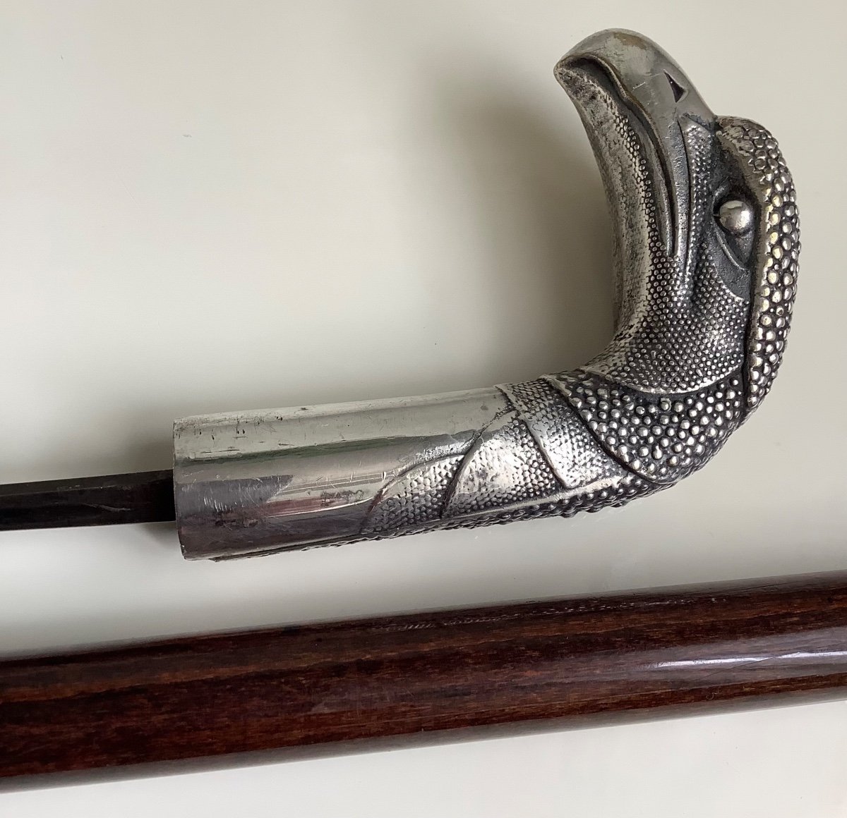 Canne épée Décor De Tête D’eagle En Bronze Argenté -photo-2