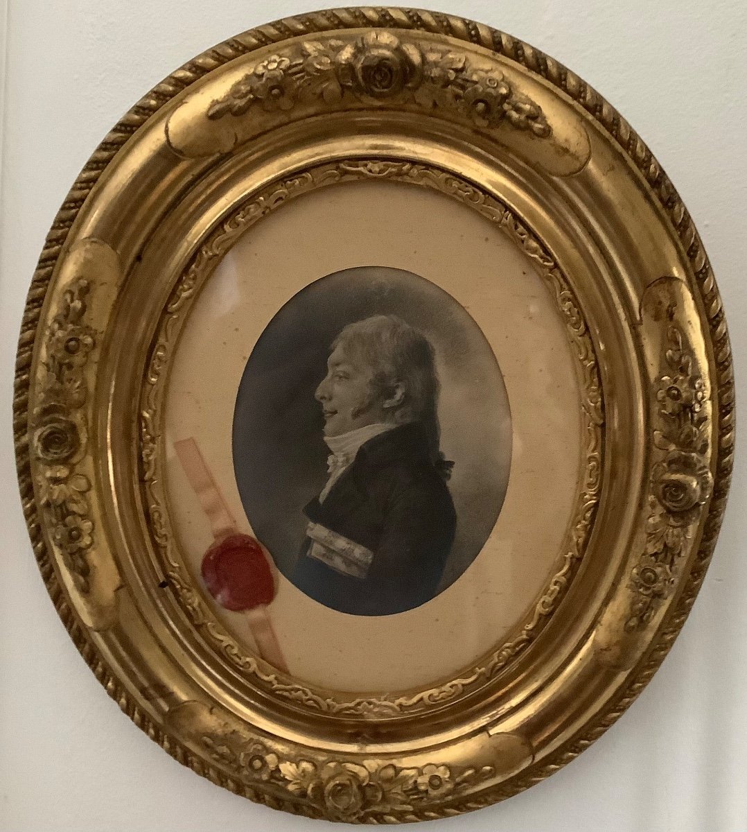Dessin  portrait d’homme en 19 em siècle  avec cadre doré 
