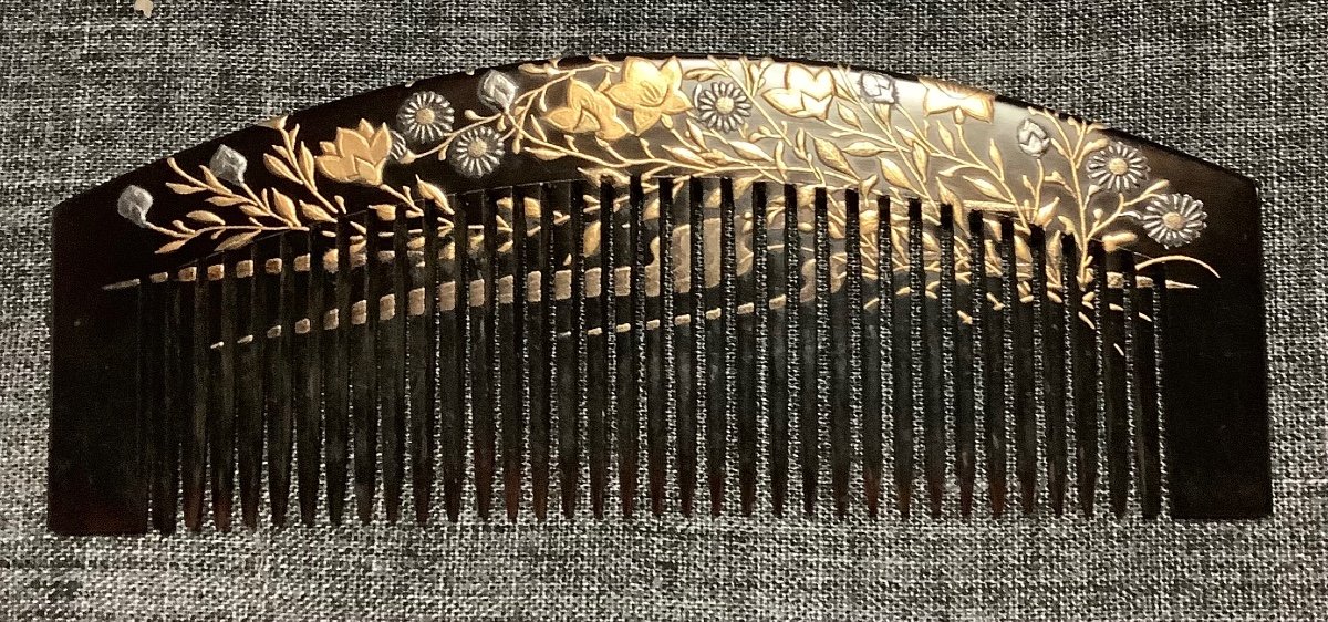 2 Pieces Japanese Combs Decor Wild Flowers Of Autumn Signed Koraku Meiji Period-photo-3