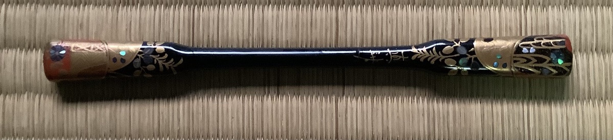 Lacquered Combs Inlaid With Mother-of-pearl-photo-4