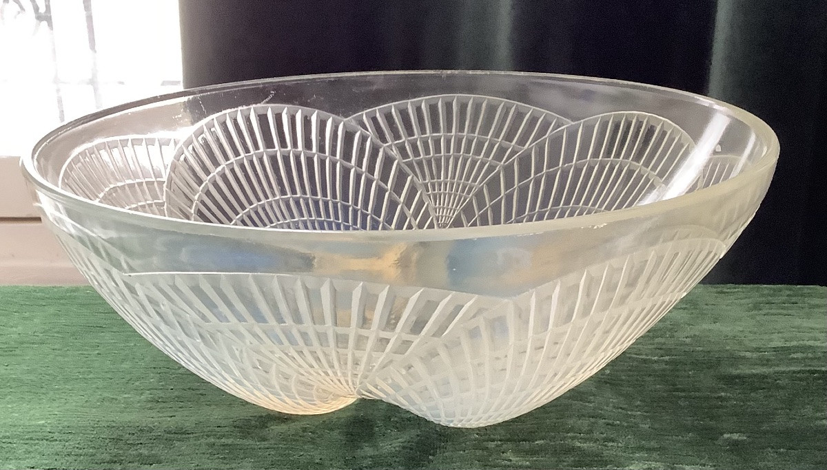 Large Hollow Dish In Opalescent Art Deco Molded Glass Signed R. Lalique, Shell Model-photo-3