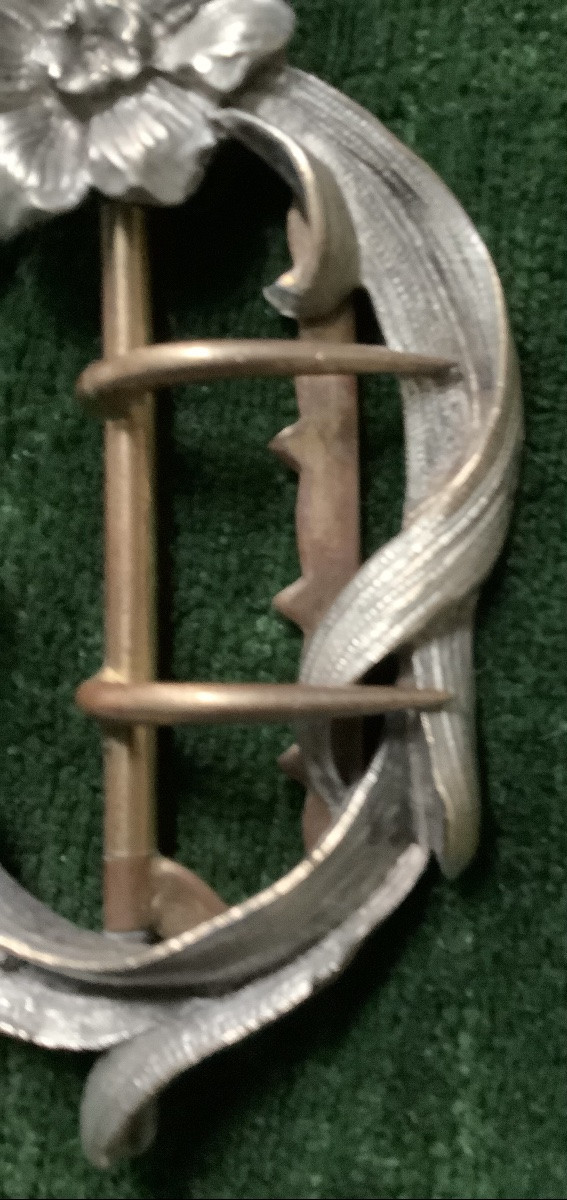 Belt Buckle From The 1900s-photo-1