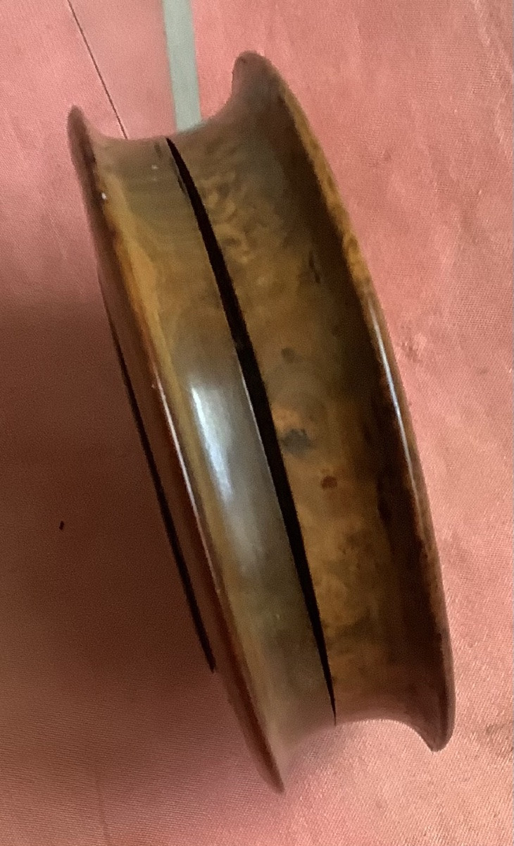 Boîte ronde en loupe de noyer de portrait de Napoléon -photo-1