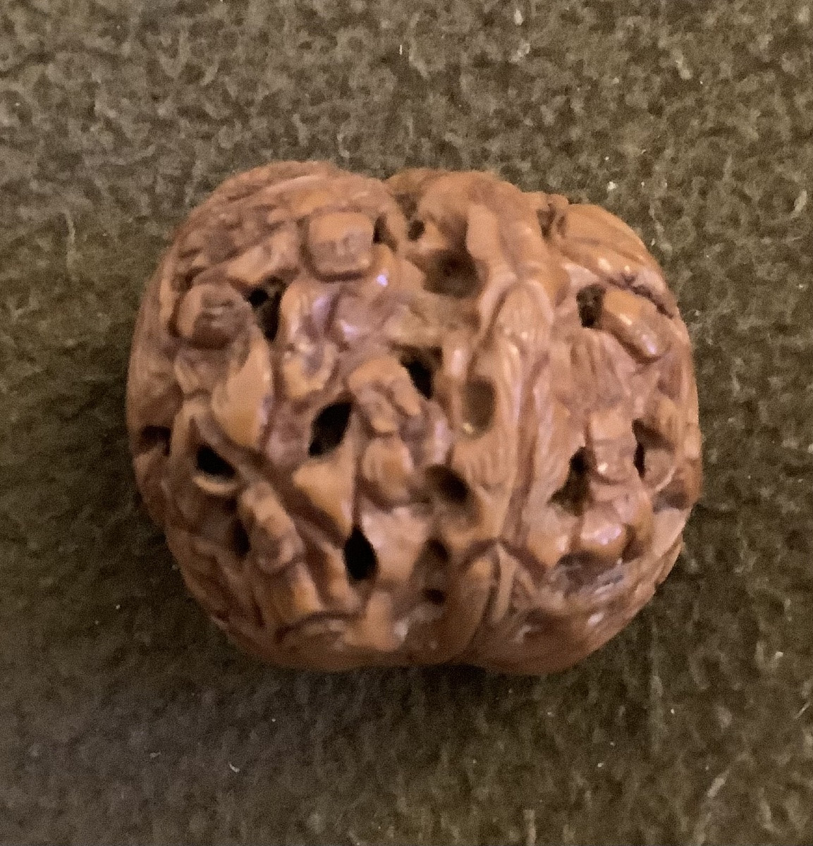 Noix sculpté décor de personage asiatique -photo-2