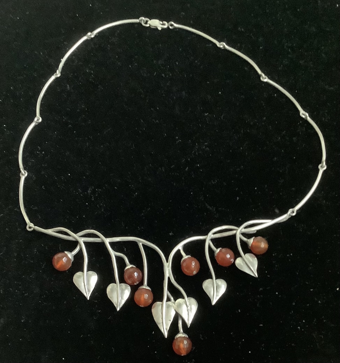 Silver Necklace With Amber Fruit Decoration-photo-2