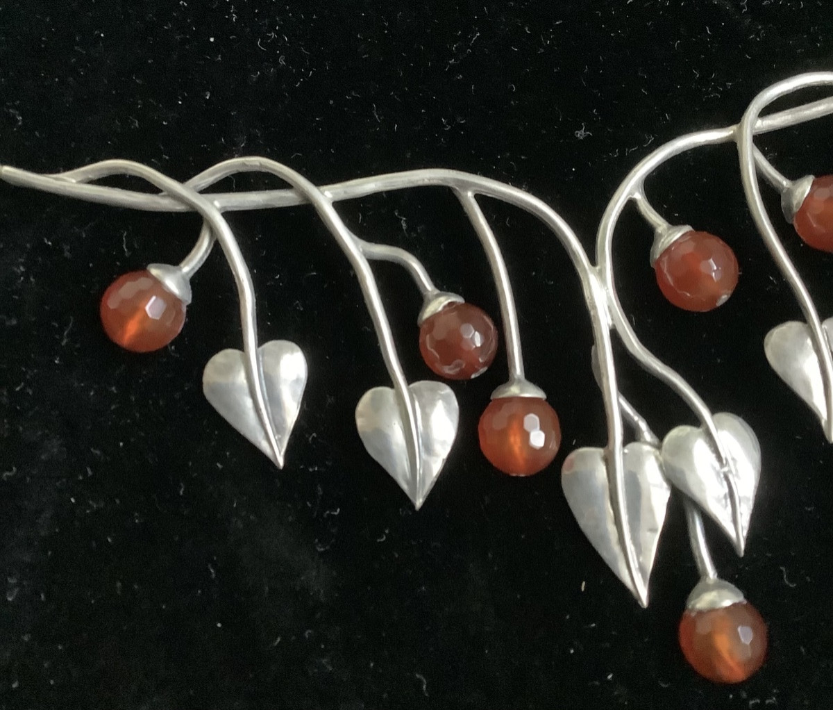 Silver Necklace With Amber Fruit Decoration-photo-4