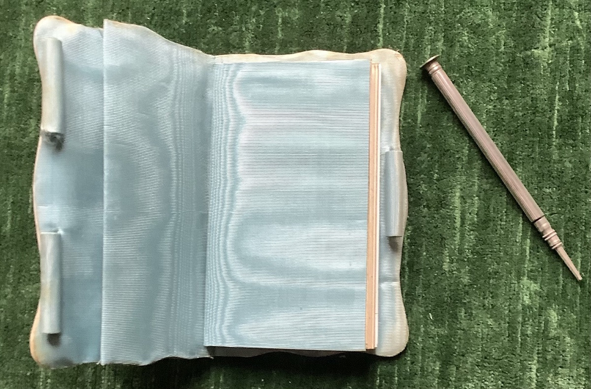 19th-century Notebook With Silver Pen-photo-3