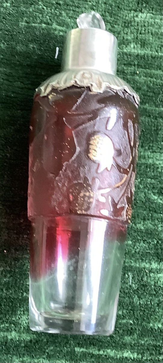 Silver Alhool Bottle With Multi-layer Glass Pate-photo-4