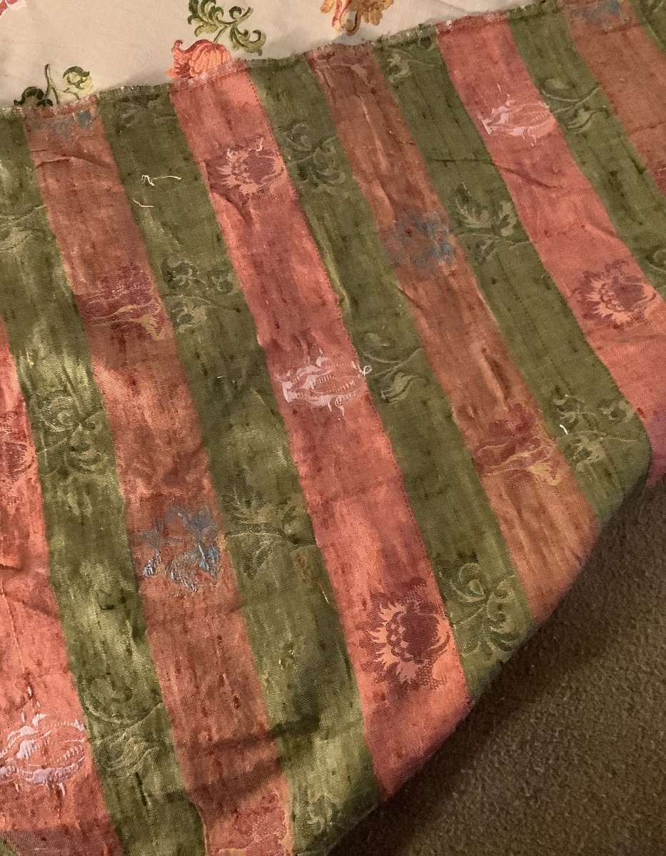 Silk Fabric Decorated With Flowers-photo-3