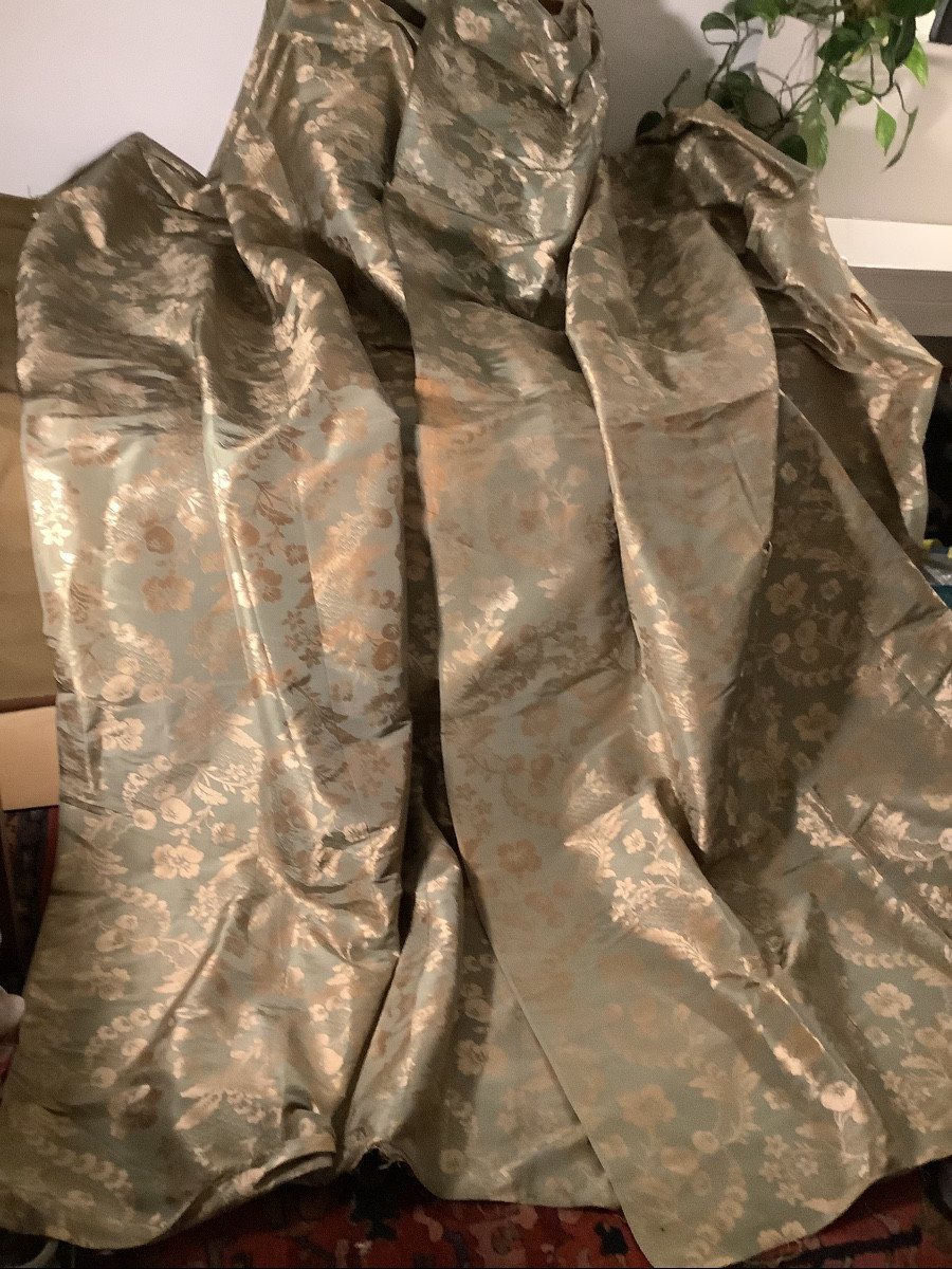 Tissus damassè en soie 