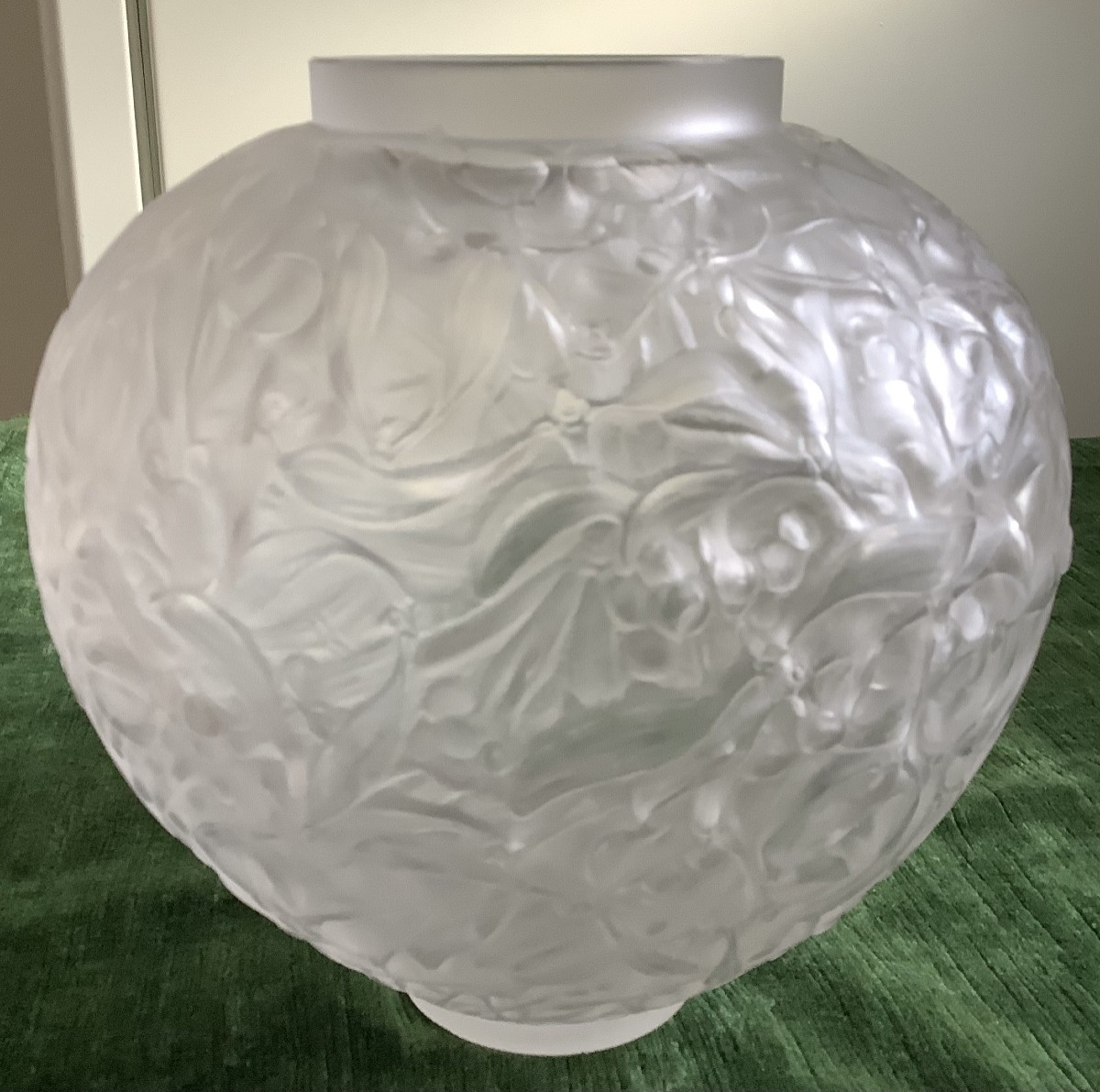 Vase By Renè Lalique Model Gui-photo-2