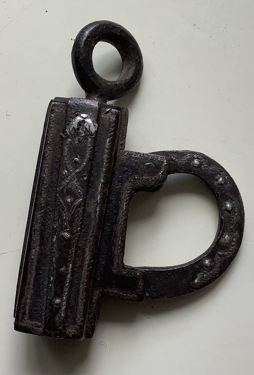 Padlock And Key With Silver Inlay, Featuring A Wrought-iron Screw Mechanism-photo-2