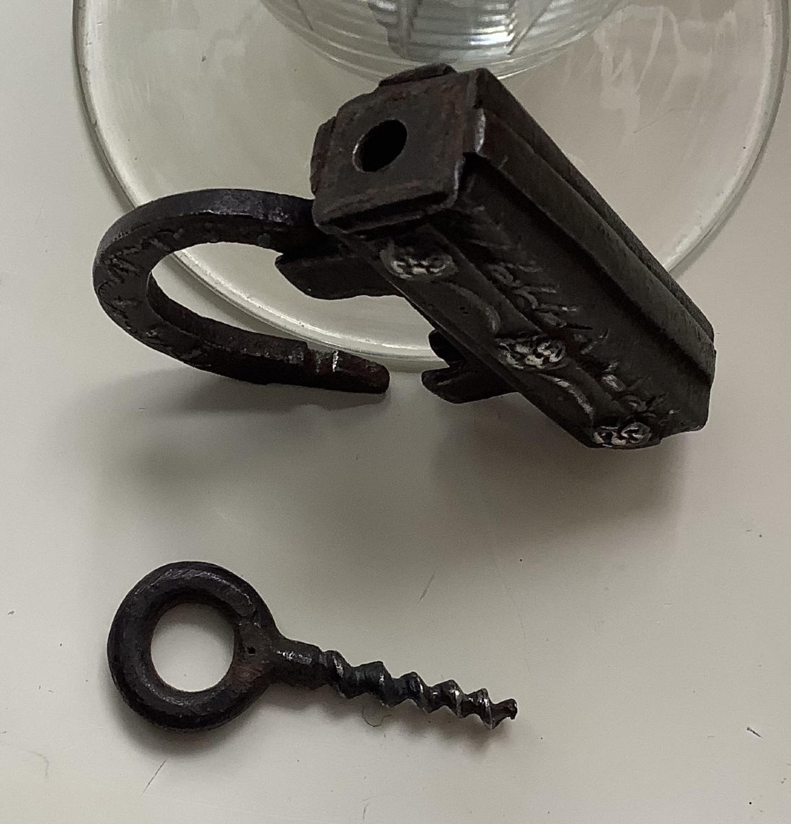 Padlock And Key With Silver Inlay, Featuring A Wrought-iron Screw Mechanism-photo-1