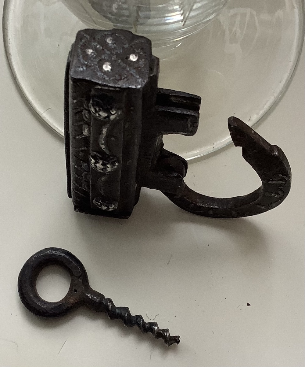 Padlock And Key With Silver Inlay, Featuring A Wrought-iron Screw Mechanism-photo-2