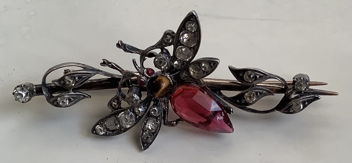 Broche insect en or jaune 18 k et argent