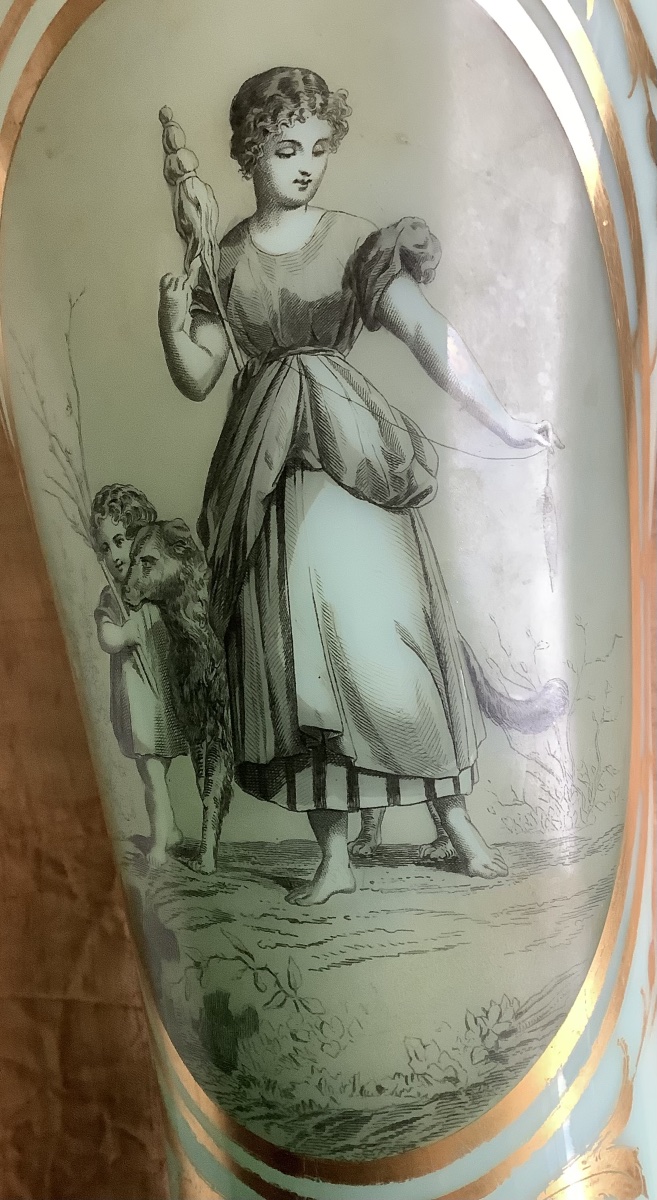 Vase opaline en 19 em siècle -photo-3