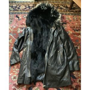 Black Leather Jacket Lined With Black-dyed Fox Fur