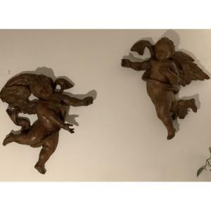 Une paire de statuettes en chêne 18 em siècle 